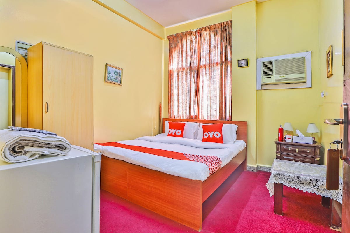 Minibar, iron/ironing board, free WiFi, wheelchair access