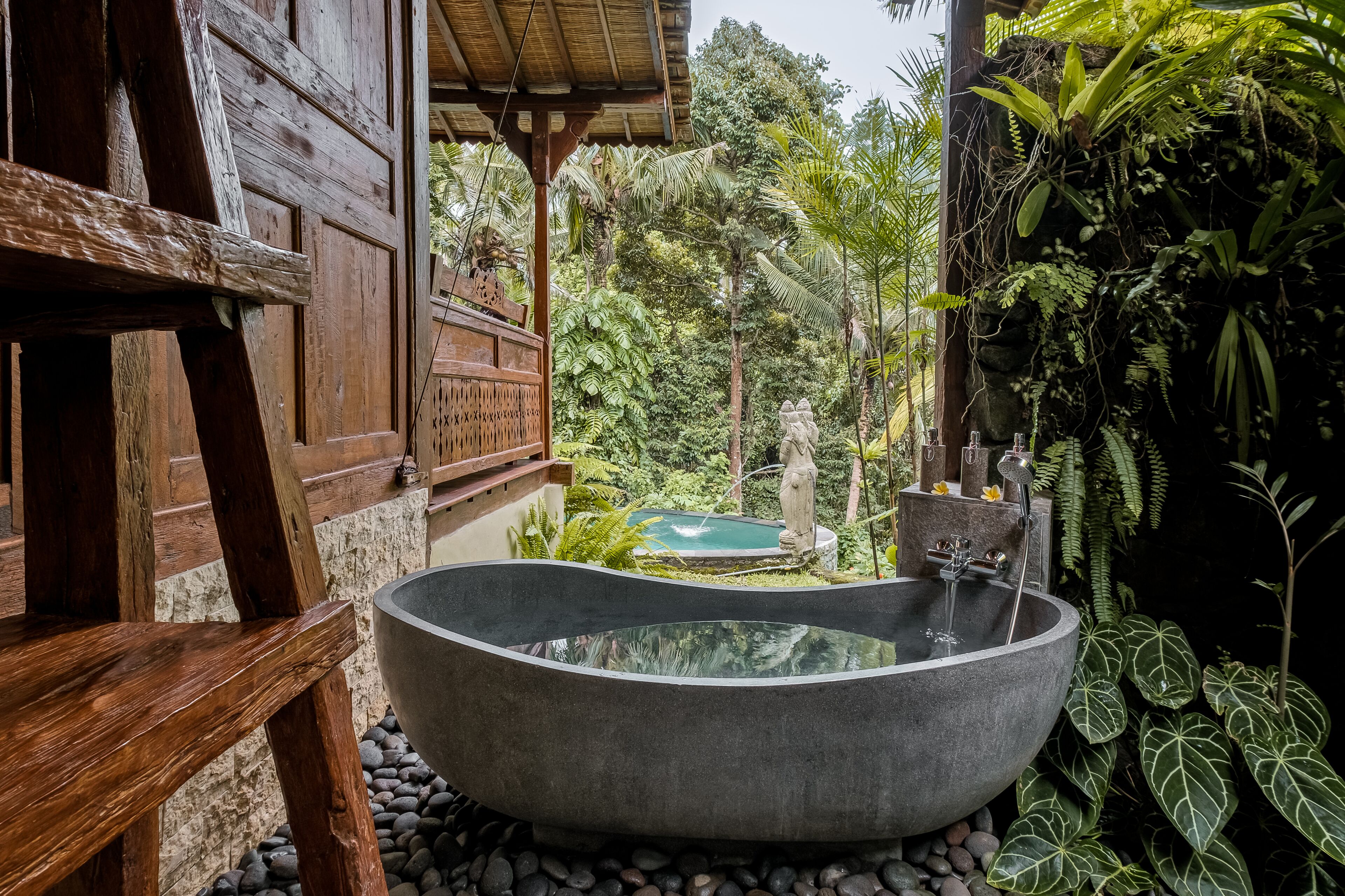 Villa, 1 Bedroom | Deep soaking bathtub