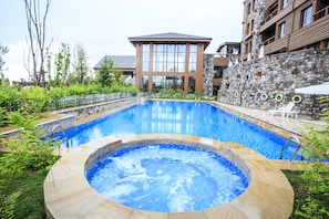 Seasonal outdoor pool