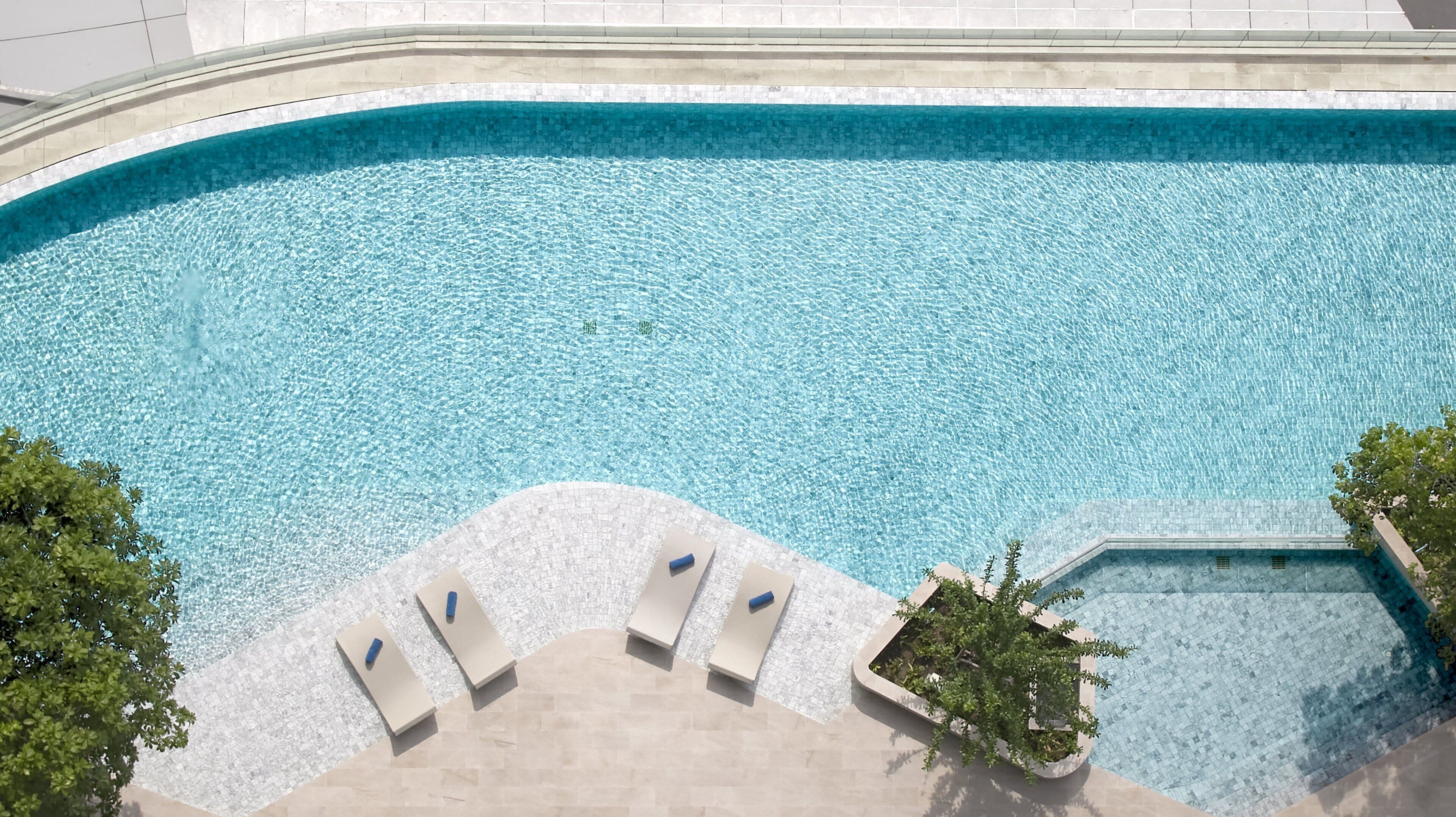 outdoor pool, open 6:00 am to 10:00 pm, pool loungers