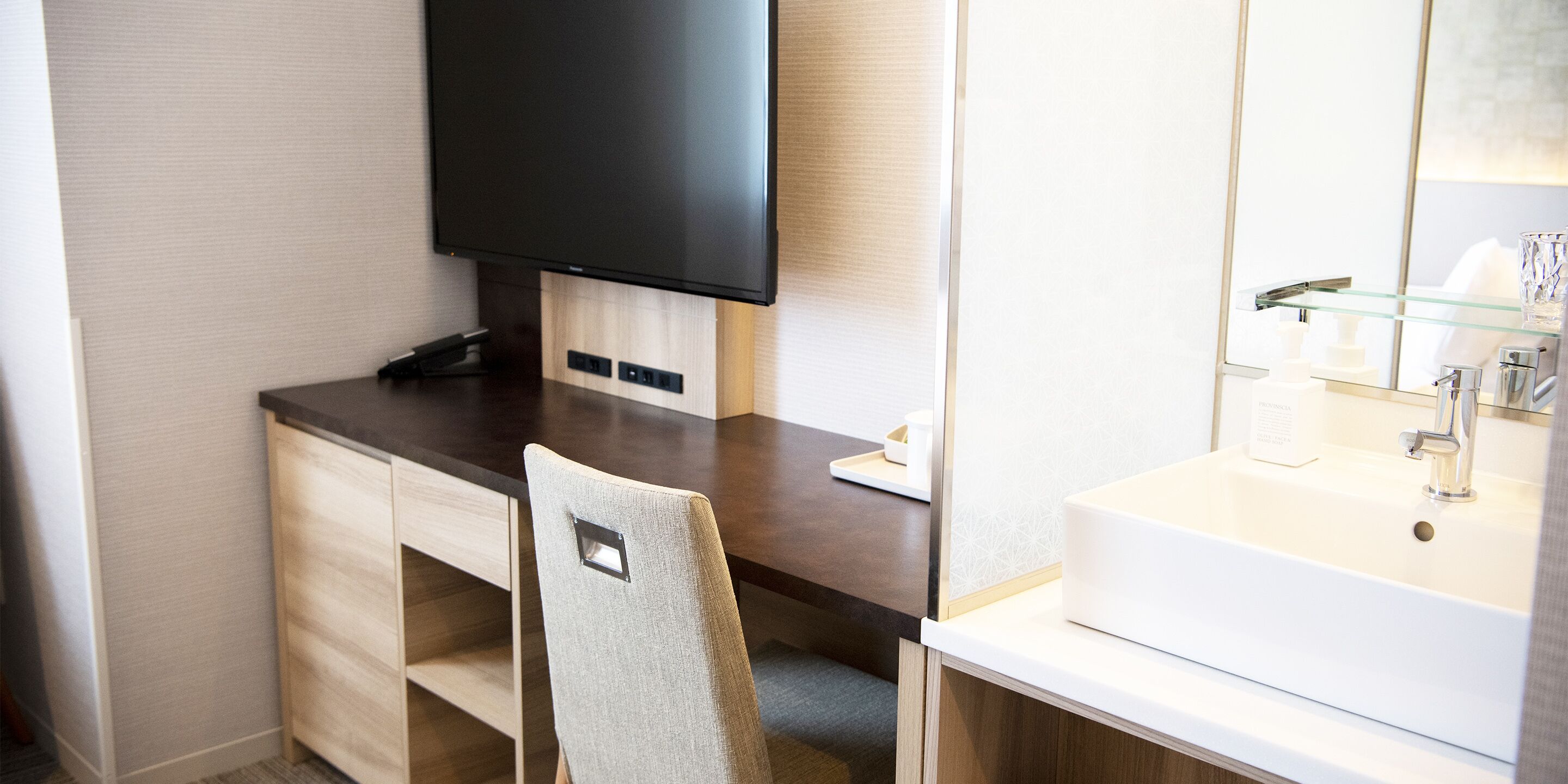 comfort double room | room amenity