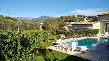 Alberca al aire libre