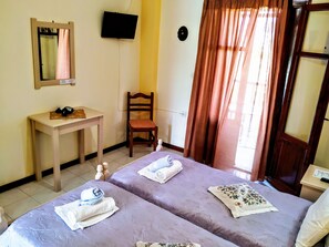 Estúdio (2 Adults) | Quartos à prova de som, Wi-Fi de cortesia, roupa de cama