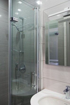 Dutxa, bidet i tovalloles 