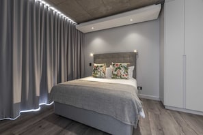Apartment | 2 bedrooms, free WiFi, bed sheets