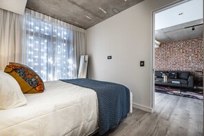 Room - 402 The Signature De Waterkant (Cape Town)