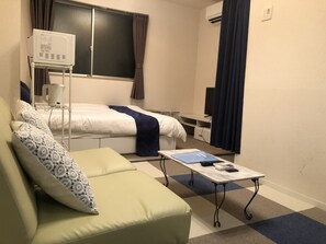 Apartment (201) | 1 bedroom, iron/ironing board, free WiFi - Oval Tokyo Ikesan 201 (Tokyo)