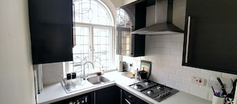 Heritage Millworkers Cosy Cottage