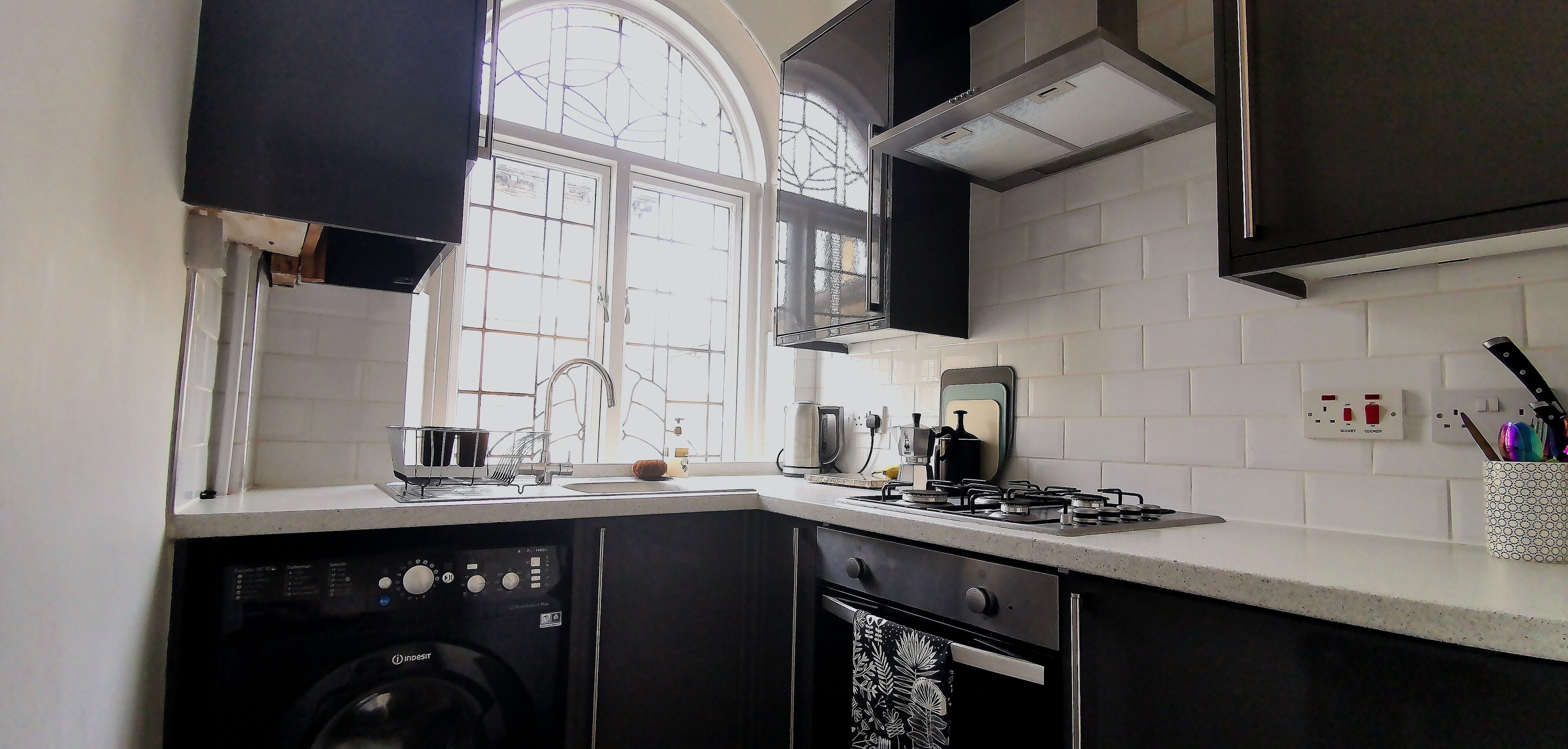 Apartment | Private kitchen | Fridge, microwave, oven, electric kettle