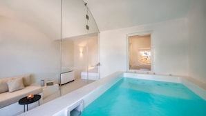 Junior Cave Jetted Tub Suite Sea View | 私人 SPA 浴池