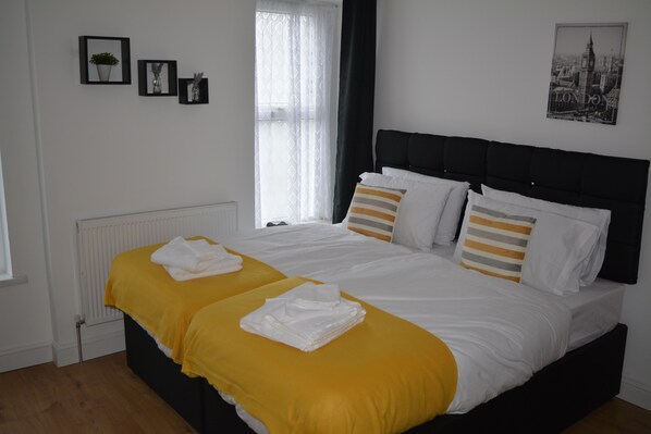 Deluxe Apartment | 2 bedrooms, soundproofing, iron/ironing board, free WiFi - Executive Apartment Cardiff City Centre (Cardiff)