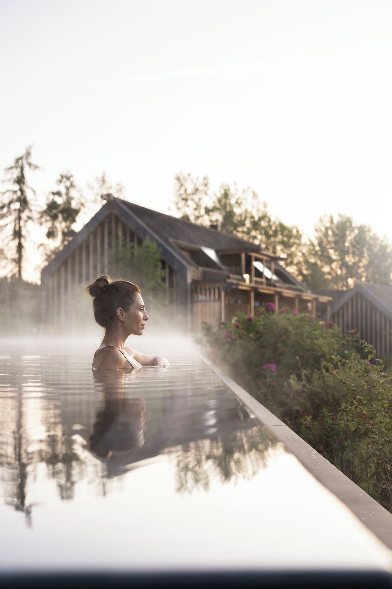 Indoor pool, outdoor pool, sun loungers