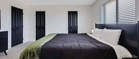 7 Schlafzimmer, Bügeleisen/Bügelbrett, Reisekinderbett, WLAN