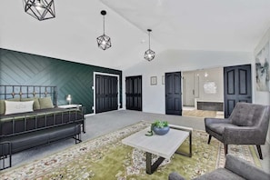 Interior - Massive Gathering Home with Ballroom - Sleeps 32+ (Meridian)