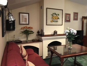 Smart TV, DVD player, books, music library - THE GREAT LUXURY ATTIC WATCHTOWER (Antequera)