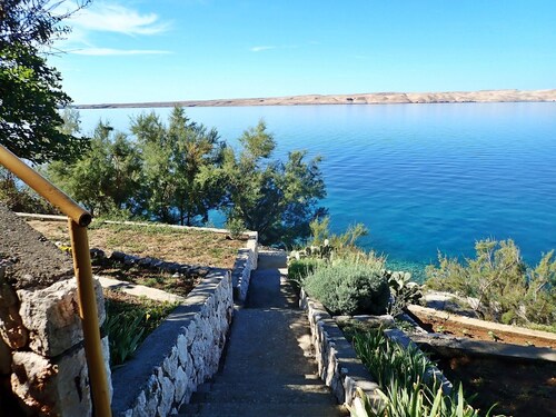 Apartment Jela-right on the beach