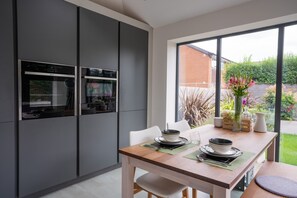 Apartment | Private kitchen | Fridge, microwave, oven, coffee/tea maker