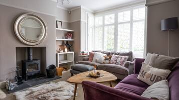 Leilighet | Oppholdsrom | Flatskjerm-TV