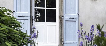 Gite pour 6 personnes au Domaine de la Forçate avec piscine dans le parc.