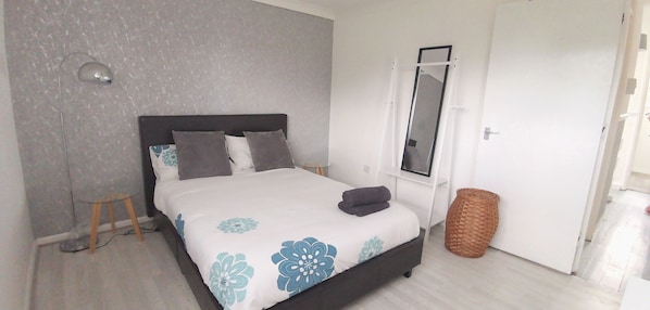 Apartamento | 3 quartos, Wi-Fi de cortesia