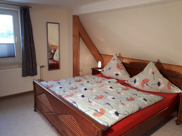 2 bedrooms, iron/ironing board, WiFi, bed sheets - Apartment Kleinseenplatte at the national park entrance (Mirow OT Schillersdorf)