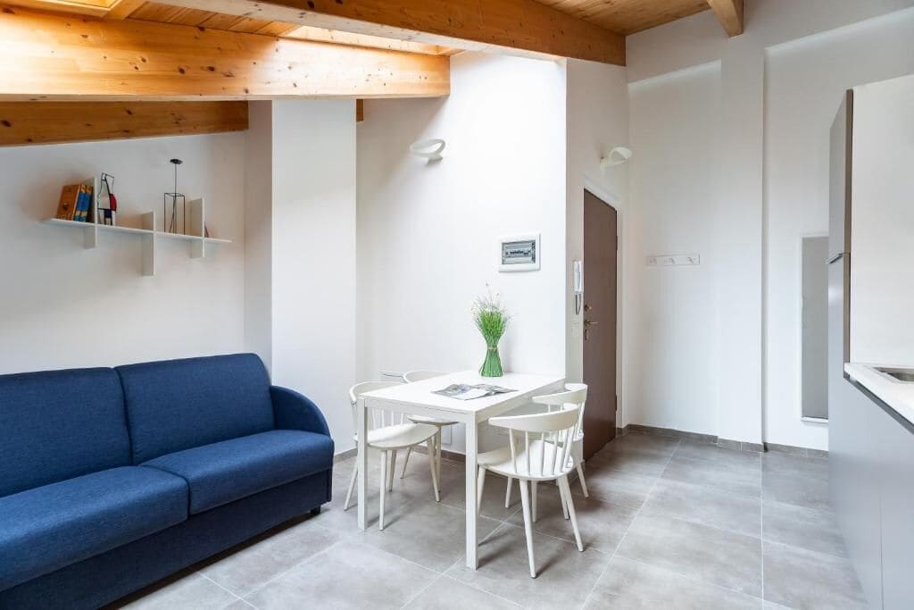 Apartamento básico, 2 quartos, sacada (Trilocale Superior) | Parte interna
