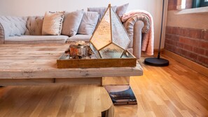 Interior - Heritage Spacious Luxury Mill Apartment (Shipley)