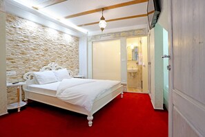 Comfort Double or Twin Room | Hypo-allergenic bedding, iron/ironing board, free WiFi - Hotel Bastina Lula (Sarajevo)