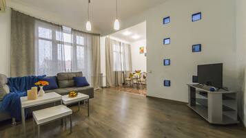 公寓, 1 間臥室 | 起居區 | 平面電視