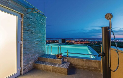 Luxury Villa Panorama with rooftop pool