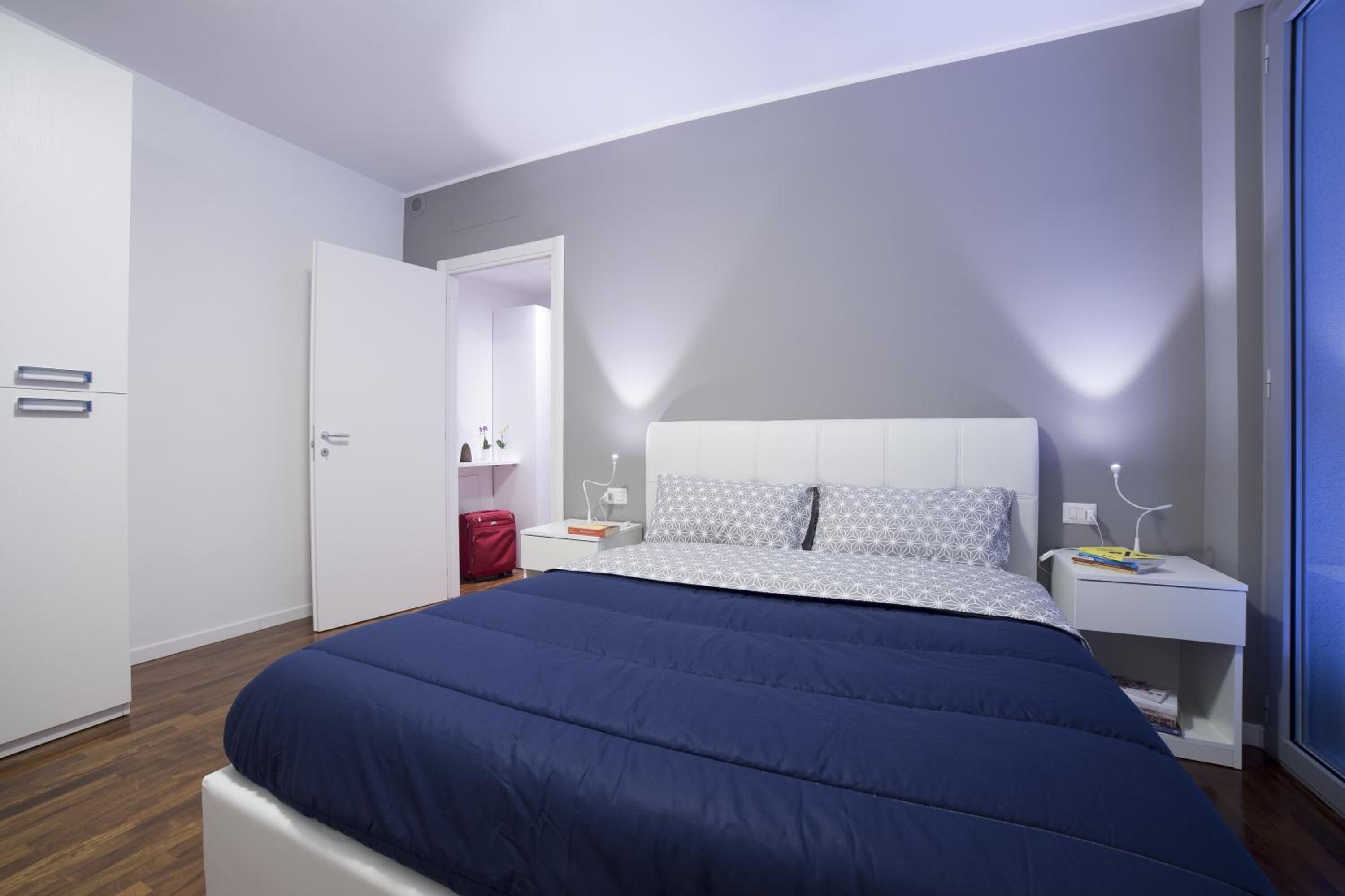 Luxe beddengoed, donsdekens, een strijkplank/strijkijzer, gratis wifi