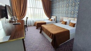 Economy Triple Room, Multiple Beds, Sea View | Soundproofing, WiFi (free) - Sea Park Hotel (Baku)