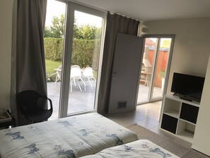 4 bedrooms