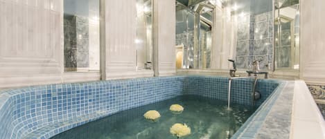 อพาร์ทเมนท์, 1 ห้องนอน | ห้องน้ำ | ฝักบัว, ของใช้ในห้องน้ำฟรี, ไดร์เป่าผม, รองเท้าสวมภายในห้อง