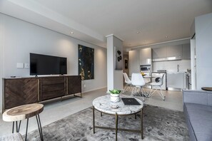 Apartment | Living area - 303 The Cosmopolitan Luxury at its best (Cape Town)