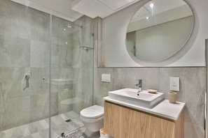 Apartment | Bathroom