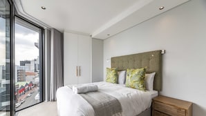 Comfort Apartment | 2 bedrooms, bed sheets - 505 The Cosmopolitan Luxury at its best (Cape Town)