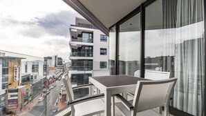 Apartemen Comfort | Balkon