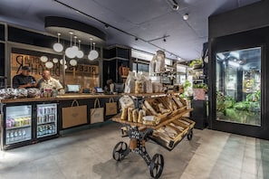 Coffee shop