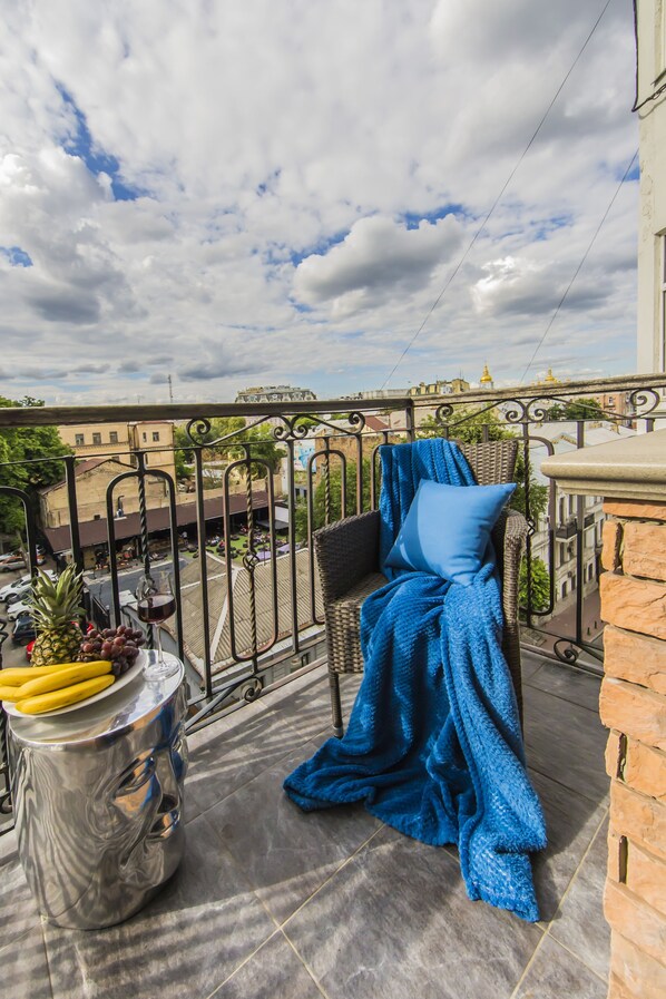 Luxury Apartment | Balcony view