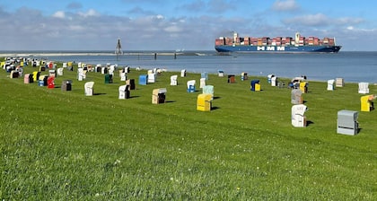 Haus Alte Liebe apartment 505 - View of the Weltschifffahrtsweg