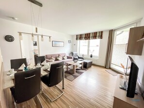 Televisio, DVD-soitin, stereot