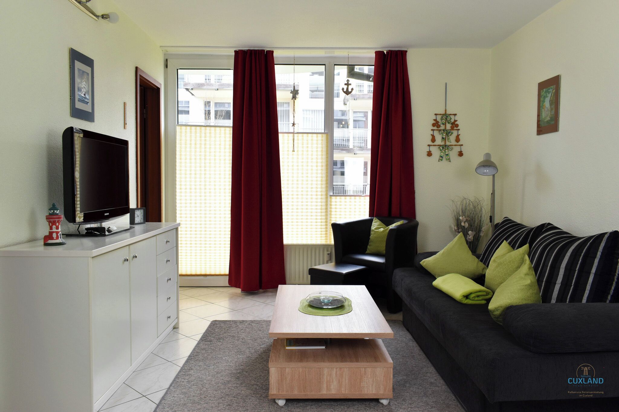 Fernseher, Stereoanlage