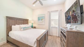 3 bedrooms, in-room safe, iron/ironing board, free WiFi