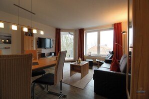 Tv, dvd-spelare och en stereo