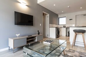 Appartement, 2 slaapkamers | Woonkamer | Smart-tv, Netflix en streamingdiensten