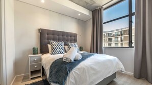 2 chambres, fer et planche à repasser, draps fournis