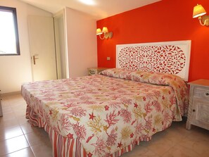 Apartment, 1 Bedroom | Cribs/infant beds - Appartamenti San Teodoro 1 (San Teodoro)