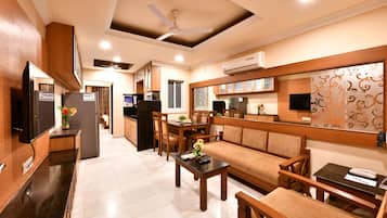 Classic Room, 1 Bedroom (1 BHK) | 2 bedrooms, premium bedding, in-room safe, individually furnished