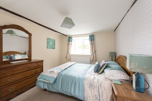 6 soverom, strykejern/-brett, wi-fi (inkludert) og sengetøy